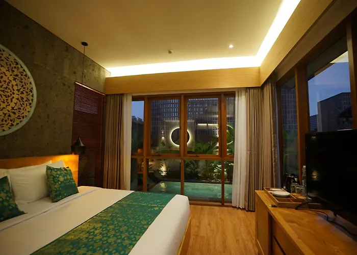 The Shanti Graha Hotel 4*