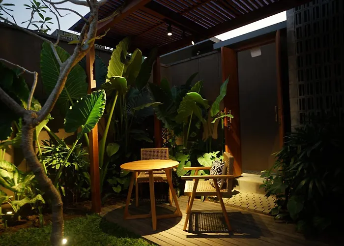 The Shanti Graha Hotel