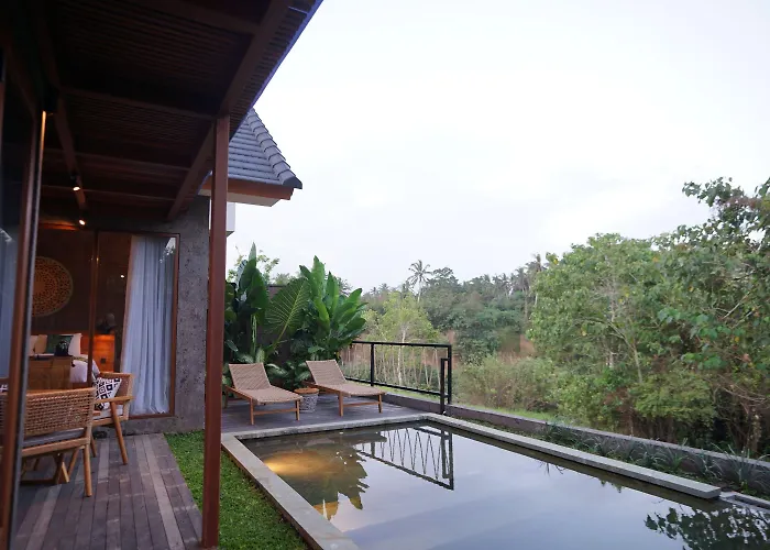 The Shanti Graha Hotel