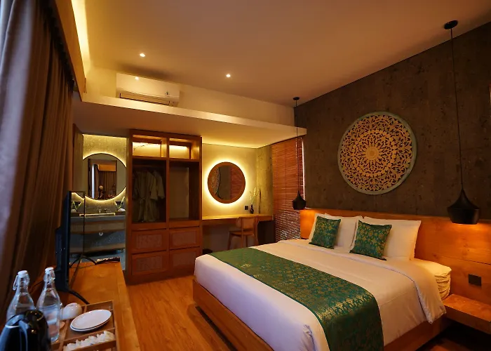 Hotel The Shanti Graha
